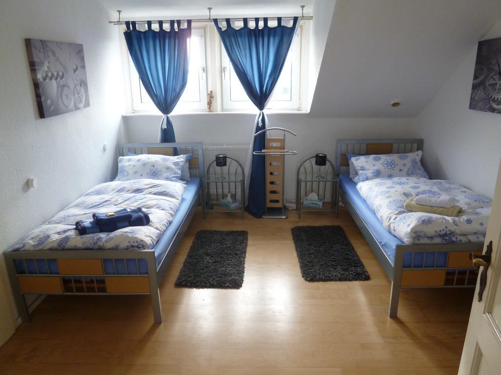 Airport Apartment Dusseldorf Exterior photo