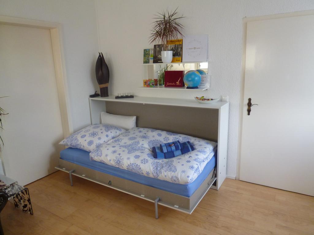 Airport Apartment Dusseldorf Room photo